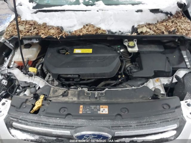 1FMCU9GXXGUB50673 Ford ESCAPE SE