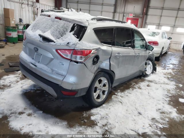 1FMCU9GXXGUB50673 Ford ESCAPE SE