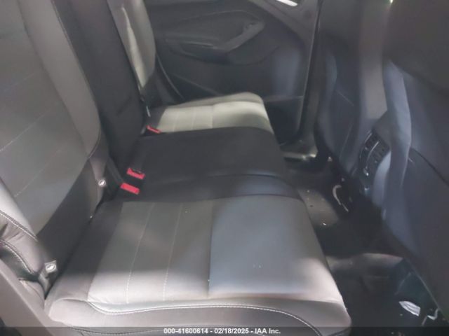1FMCU9GXXGUB50673 Ford ESCAPE SE