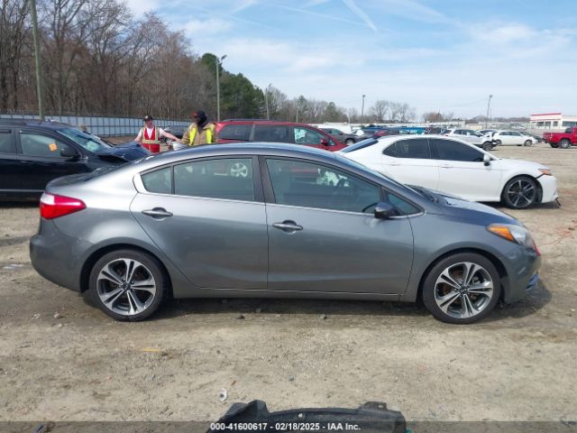 KNAFX4A8XG5526812 KIA FORTE EX