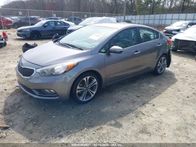 KNAFX4A8XG5526812 KIA FORTE EX
