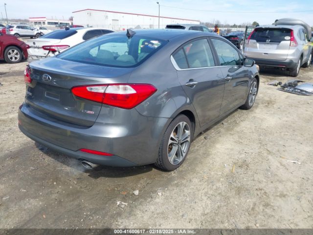 KNAFX4A8XG5526812 KIA FORTE EX