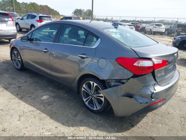 KNAFX4A8XG5526812 KIA FORTE EX