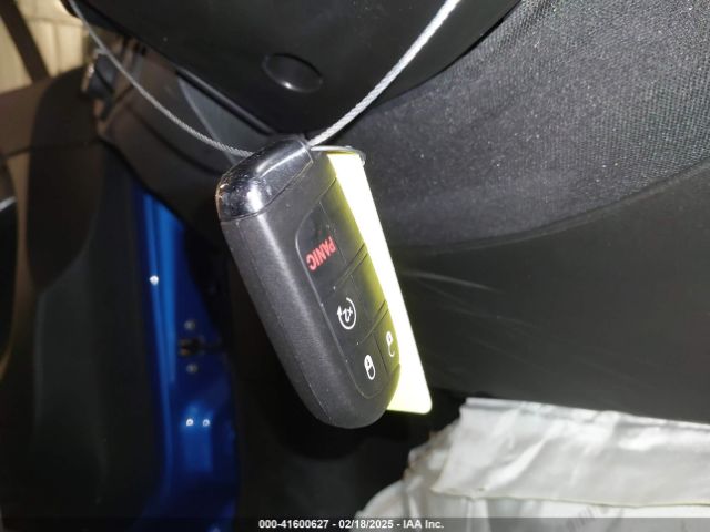 2023 FIAT 500X ZFBNF3B10PPA08912 Photo 10