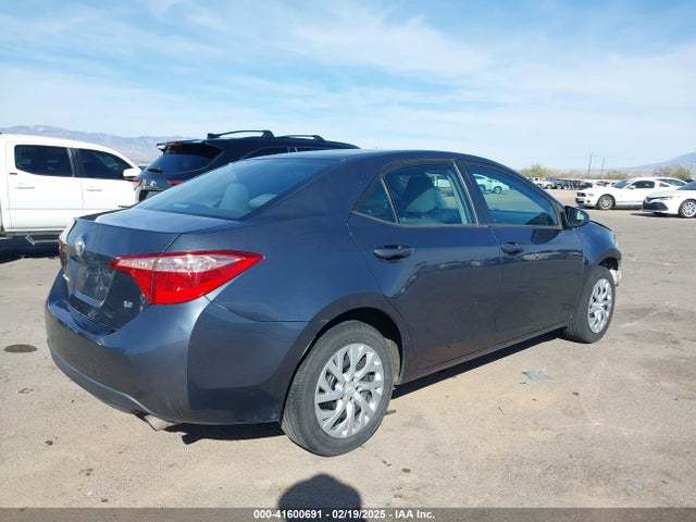 Toyota COROLLA LE 2018 2T1BURHE3JC102949 Image 4