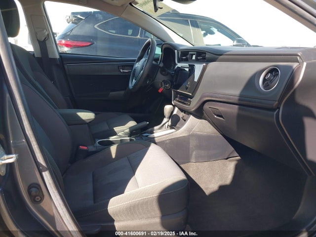 Toyota COROLLA LE 2018 2T1BURHE3JC102949 Image 5