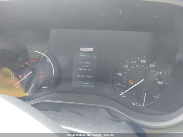5TDBRKECXNS099704 Toyota SIENNA LE