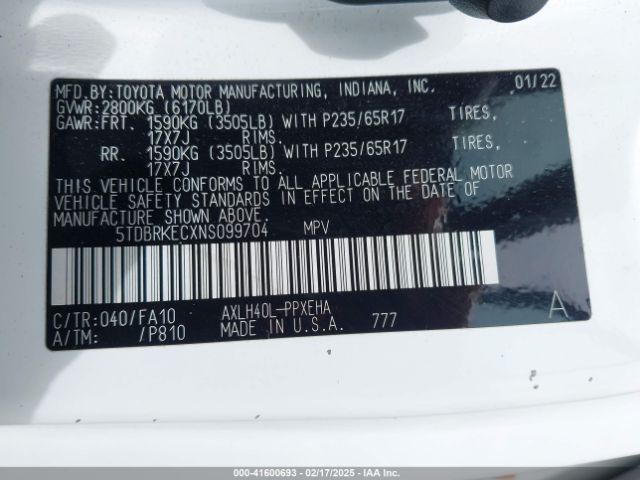 5TDBRKECXNS099704 Toyota SIENNA LE