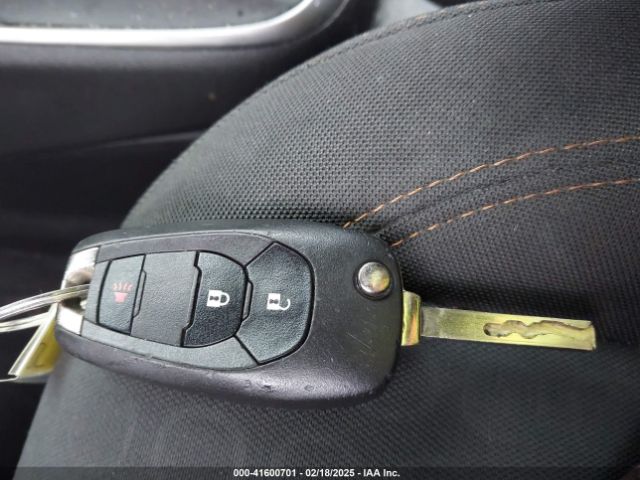 KL7CJKSB5LB353330 Chevrolet Trax Fwd Ls