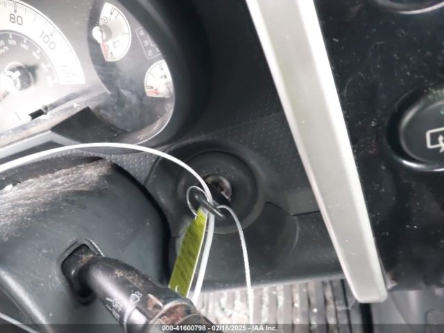 2007 TOYOTA FJ CRUISER JTEBU11F270006622 Photo 10