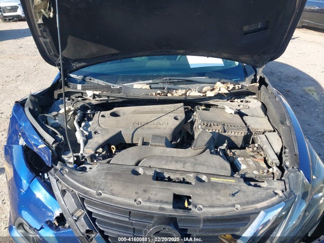 1N4AL3AP3HC137586 Nissan 2017