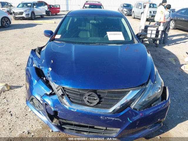 1N4AL3AP3HC137586 Nissan 2017