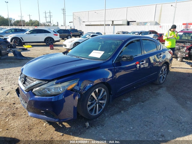 1N4AL3AP3HC137586 Nissan 2017
