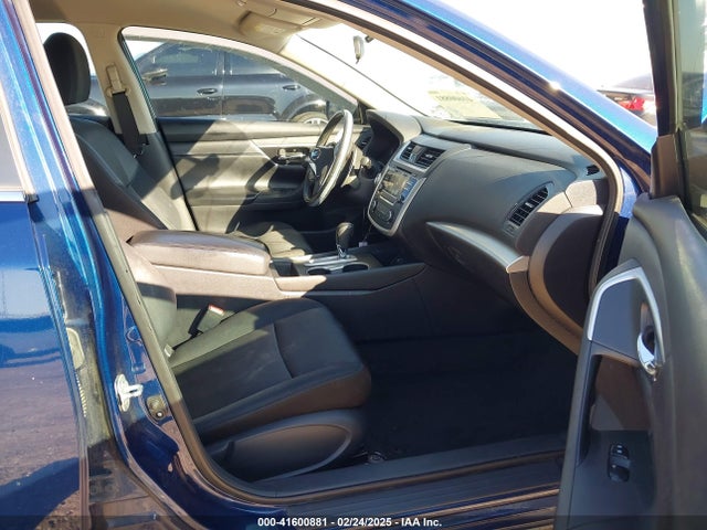 1N4AL3AP3HC137586 Nissan 2017