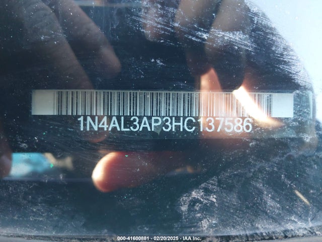1N4AL3AP3HC137586 Nissan 2017