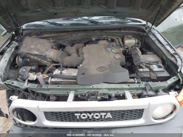 JTEBU4BF4EK189989 Toyota FJ Cruiser