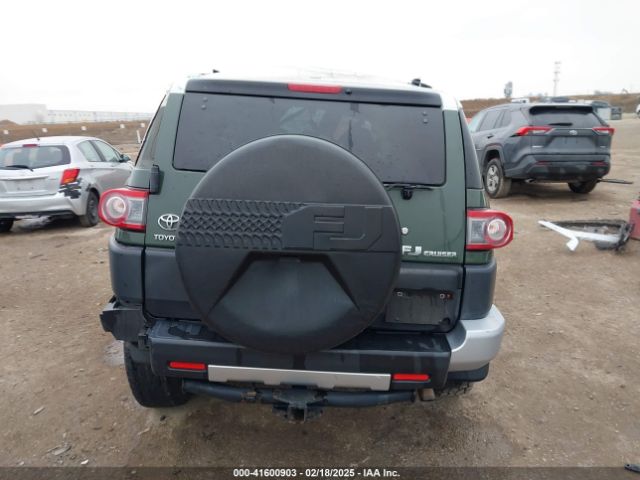 JTEBU4BF4EK189989 Toyota FJ Cruiser