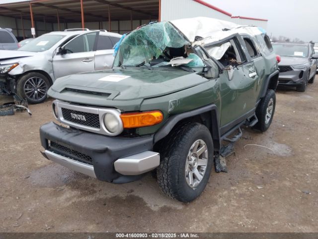 JTEBU4BF4EK189989 Toyota FJ Cruiser