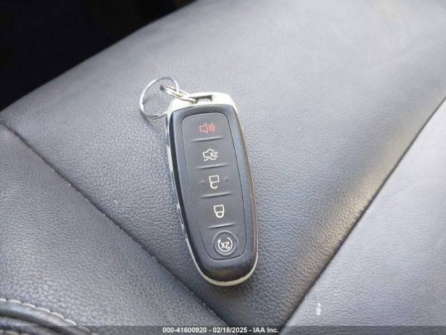 1FMCU9JX1EUB38062 Ford Escape Titanium