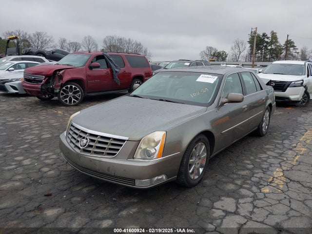 2011 CADILLAC DTS 1G6KH5E62BU102569 Photo 1