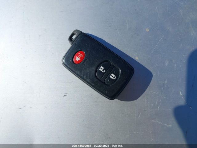 JTDKN3DU8E1755309 Toyota Prius Four