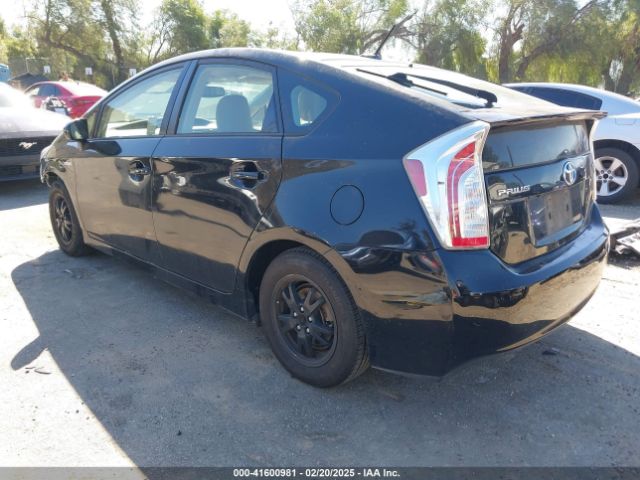 JTDKN3DU8E1755309 Toyota Prius Four
