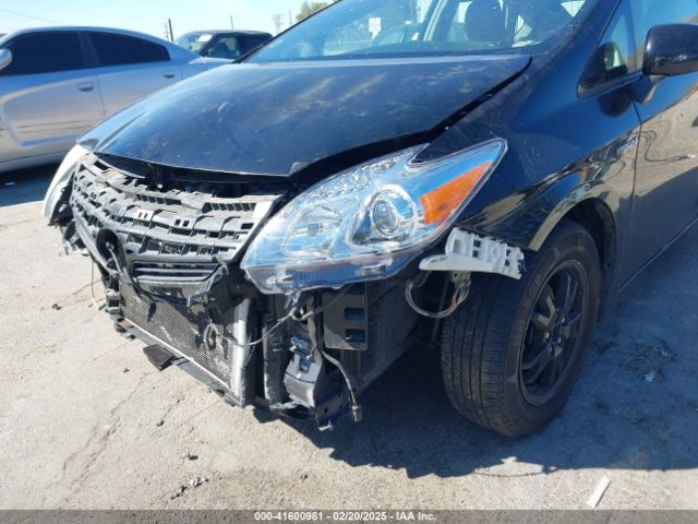 JTDKN3DU8E1755309 Toyota Prius Four