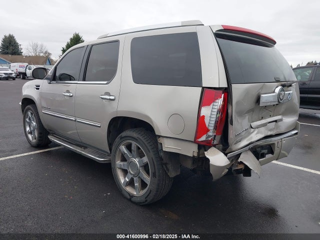 2007 CADILLAC ESCALADE 1GYFK63847R256229 Photo 2