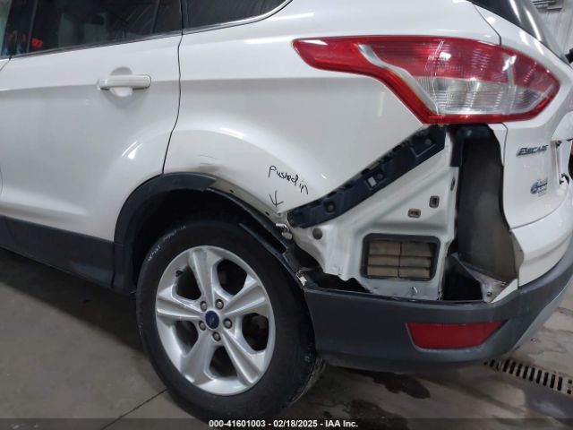 1FMCU9G90GUB83022 Ford ESCAPE SE