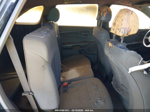 5XYPG4A36KG538256 KIA Sorento 2.4l L