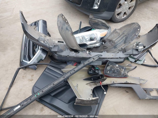 5TFAZ5CN7GX018852 Toyota Tacoma Sr5 V6
