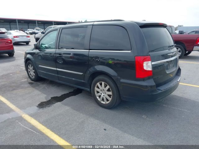 2013 CHRYSLER TOWN & COUNTRY 2C4RC1BG6DR692663 Photo 2