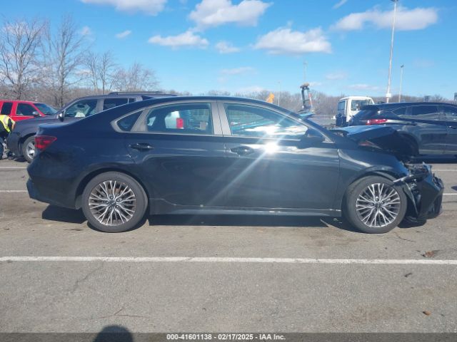 3KPF54ADXPE580248 KIA Forte Gt-line