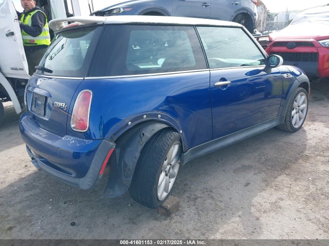 2003 MINI COOPER S WMWRE33433TD72153 Photo 3
