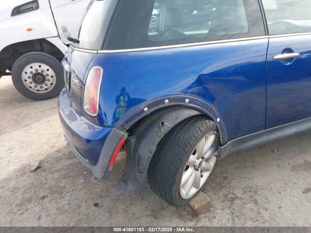 2003 MINI COOPER S WMWRE33433TD72153 Photo 5