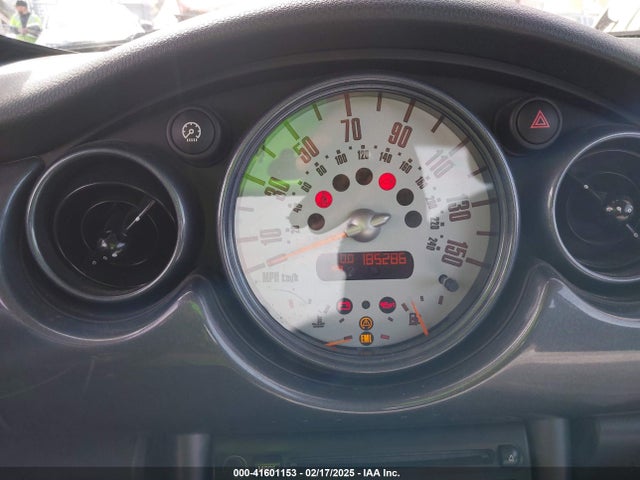 2003 MINI COOPER S WMWRE33433TD72153 Photo 6