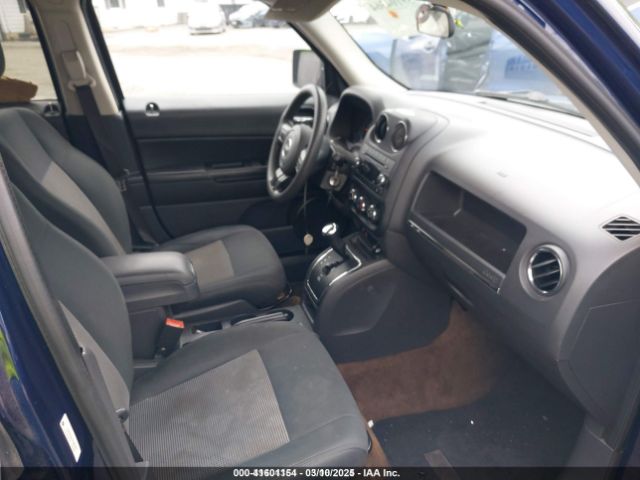 1C4NJPBA0ED585356 Jeep Patriot Sport