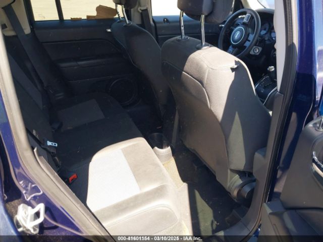 1C4NJPBA0ED585356 Jeep Patriot Sport