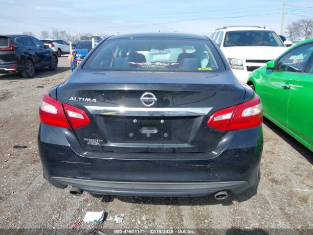 1N4AL3AP0HC478573 Nissan Altima 2.5 S