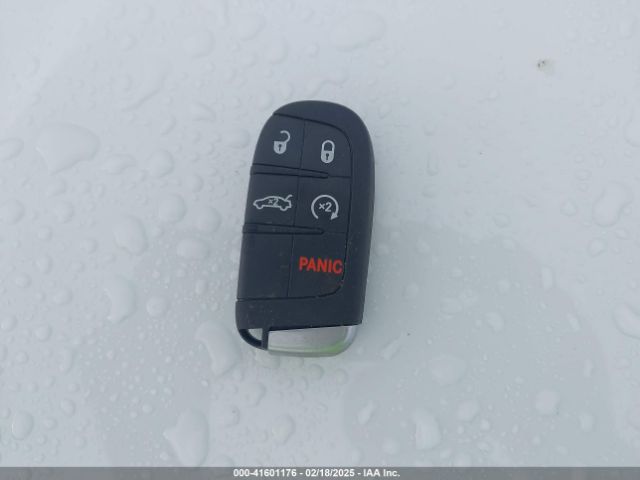 1C3CCCCG5FN510455 Chrysler 200 C