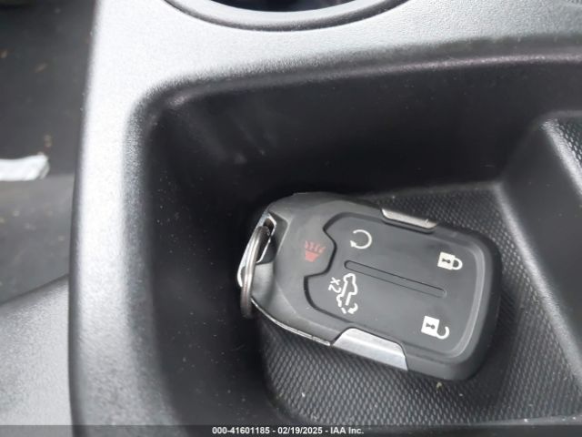 1GCUYDED8MZ363855 Chevrolet Silverado 1500 4wd  Short Bed Lt