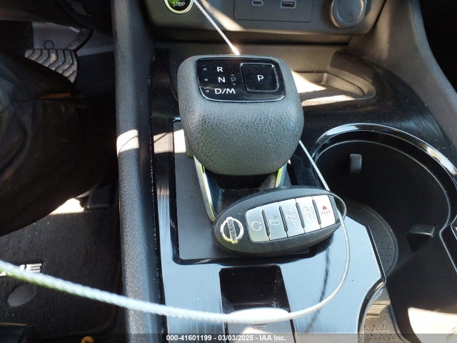 JN8AT3BBXMW235699 Nissan Rogue Sv Intelligent Awd
