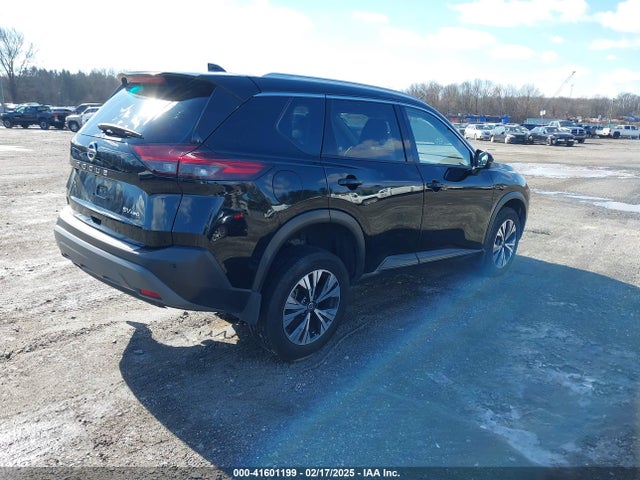 JN8AT3BBXMW235699 Nissan Rogue Sv Intelligent Awd