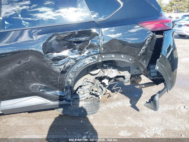 JN8AT3BBXMW235699 Nissan Rogue Sv Intelligent Awd