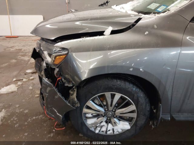 5N1DR2MM9HC622179 Nissan Pathfinder S