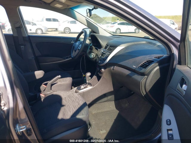 KMHCT5AEXHU345127 Hyundai ACCENT SE