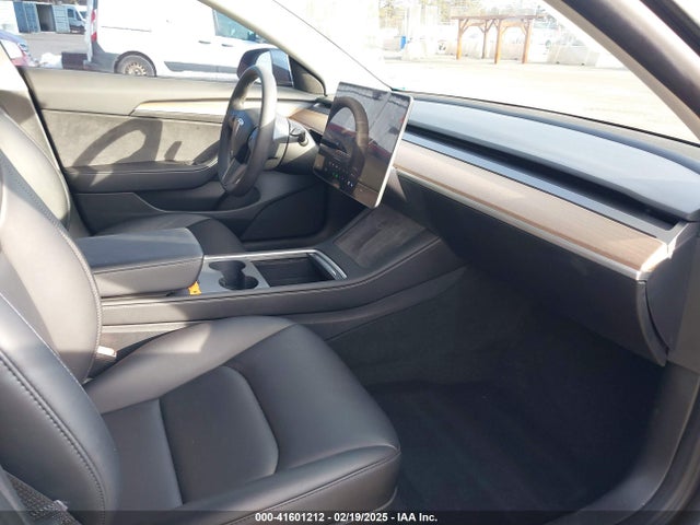 2023 TESLA MODEL 3 5YJ3E1EA5PF546939 Photo 4