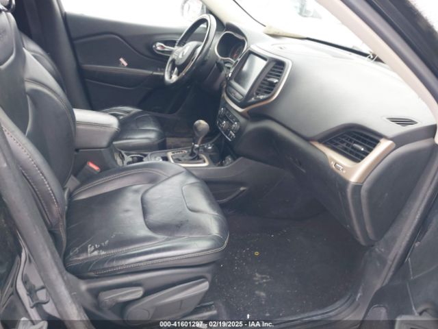 1C4PJMDB6GW331557 Jeep Cherokee High Altitude