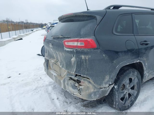 1C4PJMDB6GW331557 Jeep Cherokee High Altitude