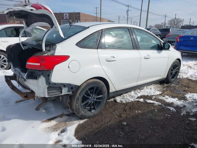 Ford FOCUS SE 2015 1FADP3F21FL312736 Image 4